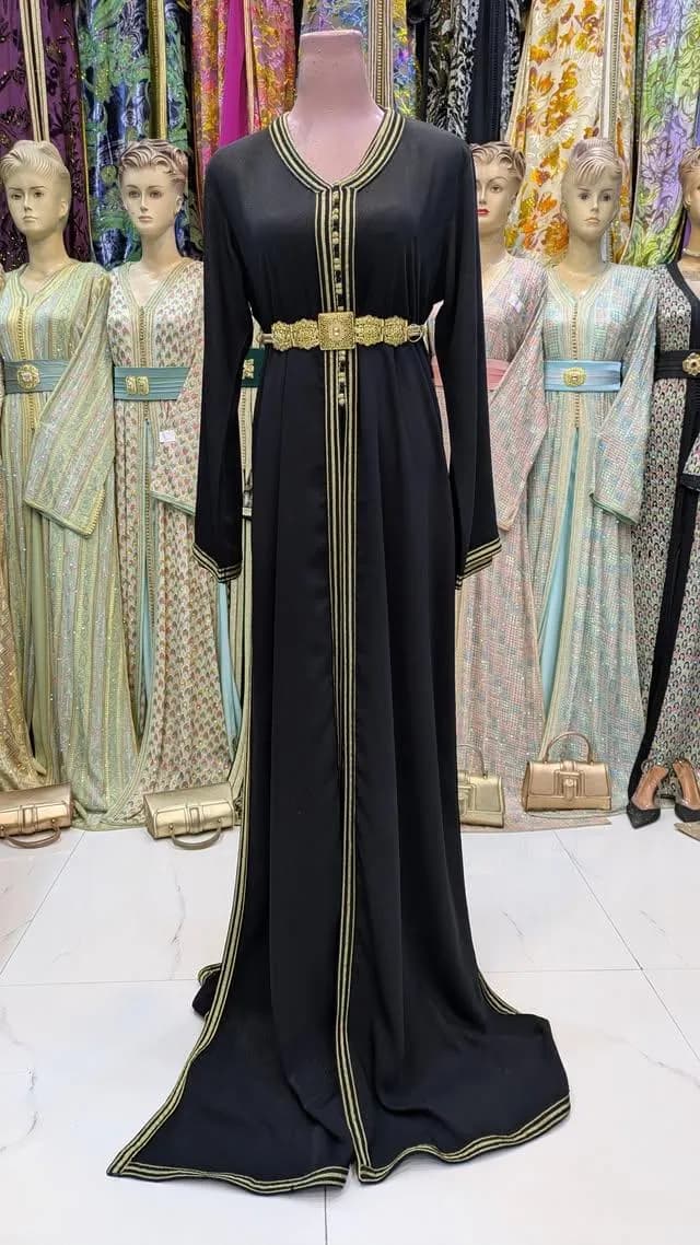 Caftan Noir Classique – Sfifa Dorée